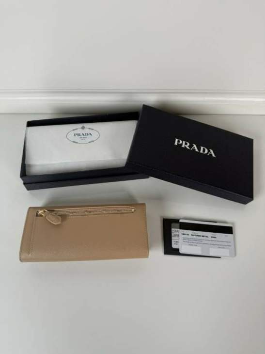 Picture of Prada Wallets _SKUfw214206828fw
